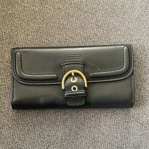 Classy Coach Wallet with buckle, black